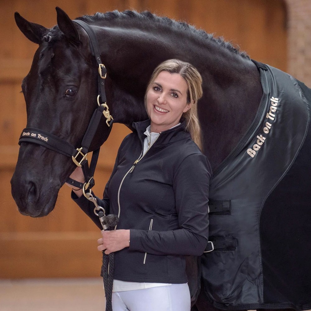 BACK ON TRACK Werano Black Halter (206400)