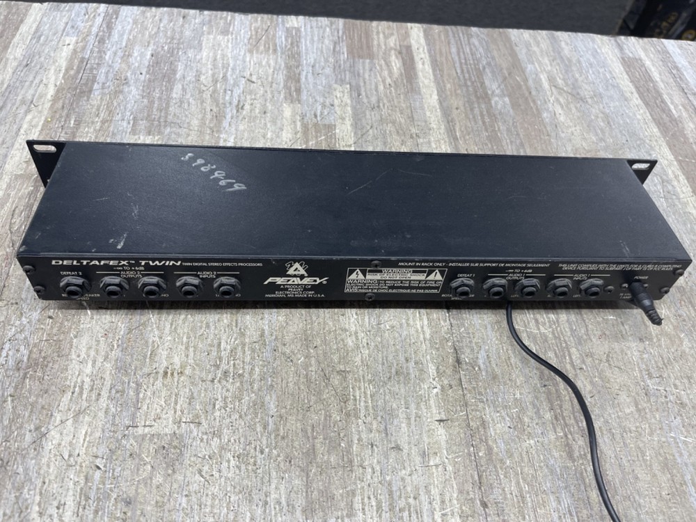 Peavey Deltafexwin twin TWIN Digital Effects Rack Processor with Power Supply