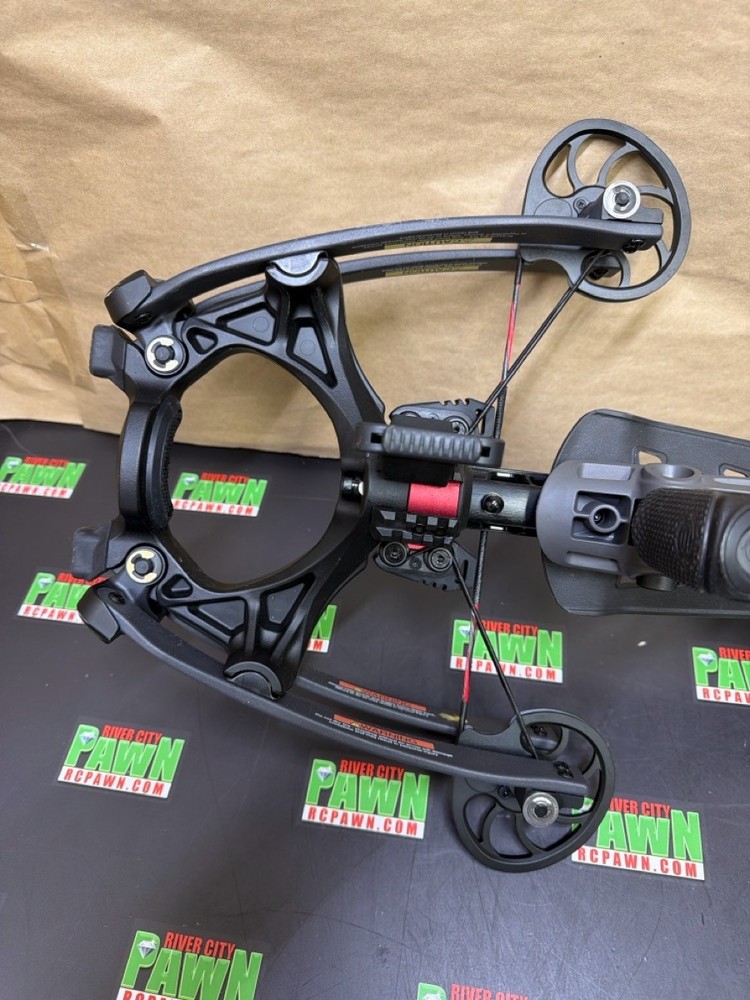 BARNETT ARCHERY HYPER RAPTOR crossbow w/ scope (R7A015745)