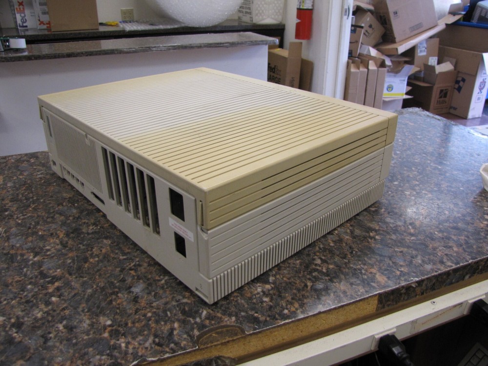 Vintage Apple Macintosh II M5000 Empty Case Only - HB15