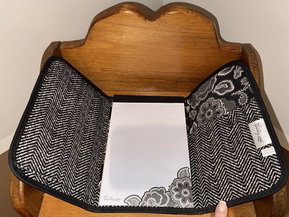 Thirty-One Black & White Floral Trifold Notebook