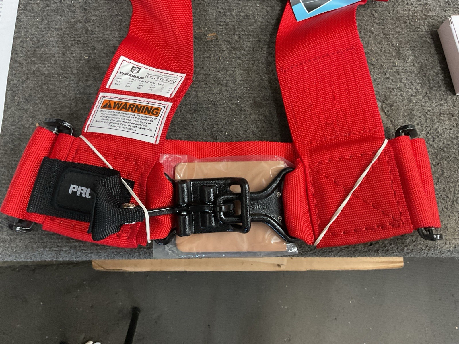 Pro Armor Driver Side Four Point Auto Buckle Harness - Red A16UH348BL