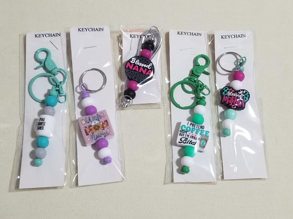 bulk beaded keychains, wholesale keychains, keychains, multiple keychains, (w41)