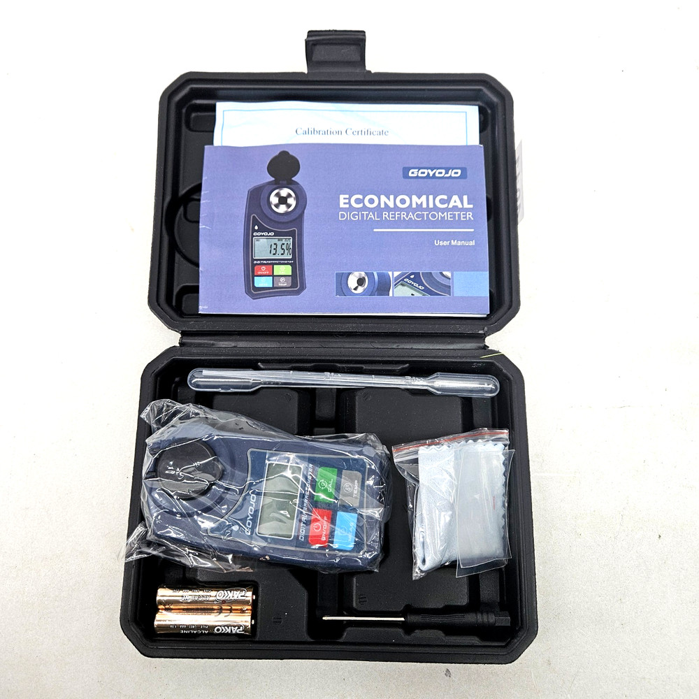 Digital Brix Refractometer 0-55% Range Meter ±0.5 Brix/1℃ Accuracy with Case