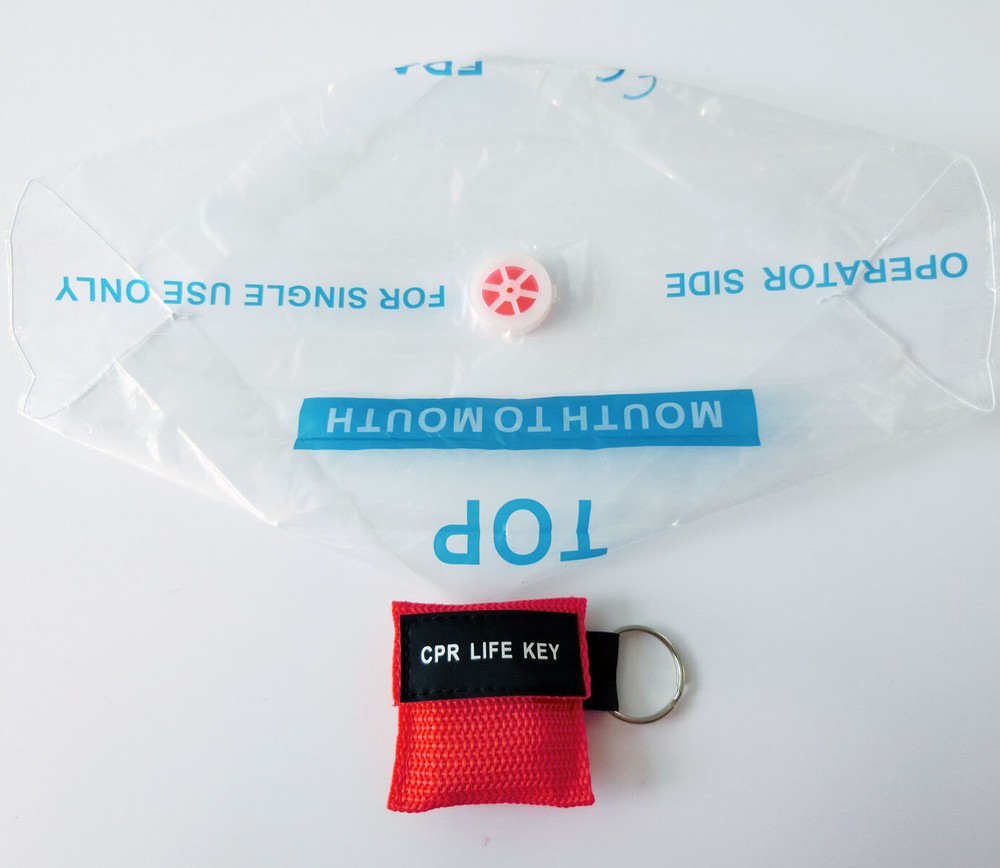 100pcs/lot CPR Barrier with Keychain CPR Face Shield for AED First Aid
