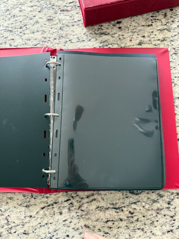 Lighthouse Vario 3-Ring Binder & Slipcase Red with 41 1S 1 Pocket Stock Pages