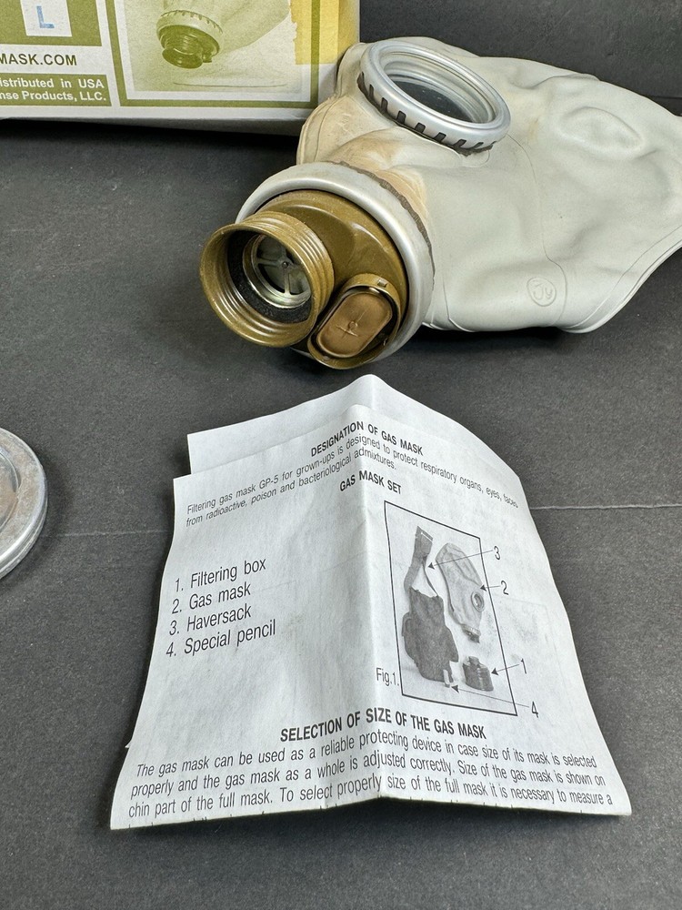 Vtg Gas Mask