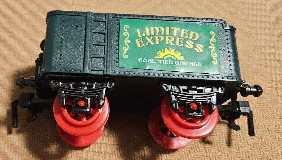 Train Set Continental Express BCP SKY2094 Tested Working