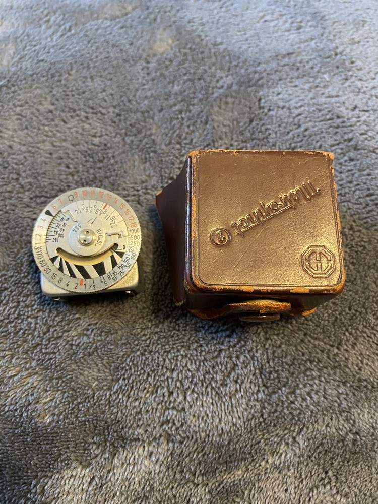 (Metrophot)-Meter Light Meter w/Case!!!!!!!!!!!!!!!!