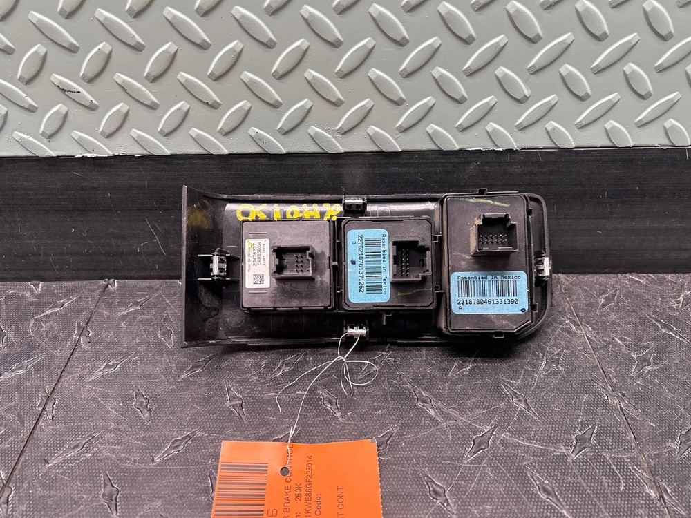 2016 Chevrolet Silverado 2500HD Trailer Brake Controller