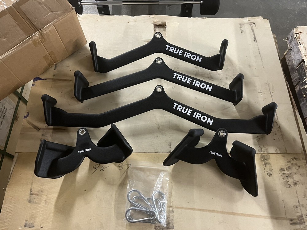 Heavy Duty LAT Pull Bar Cable Machine Attachment: MAG Grip alternative Set!