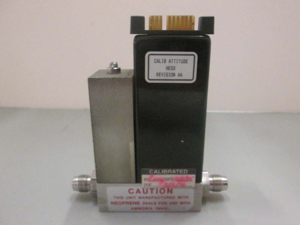 Unit UFC-1100A, Mass Flow Controller MFC, NH3, 500 SCCM, Used