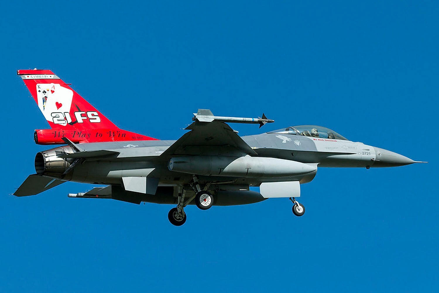 USAF 21ST FIGHTER SQUADRON -F-16 - GAMBLERS -Luke AFB, AZ- ORIGINAL PATCH on VEL