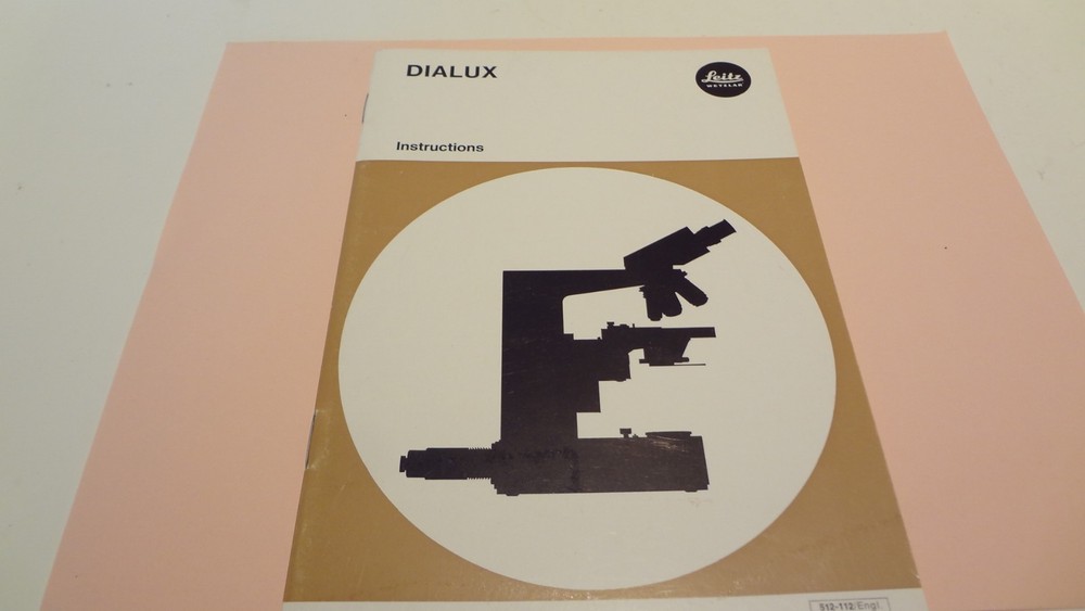 LEITZ DIALUX  ORIGINAL INSTRUCTION MANUAL  **MINT CONDITION**