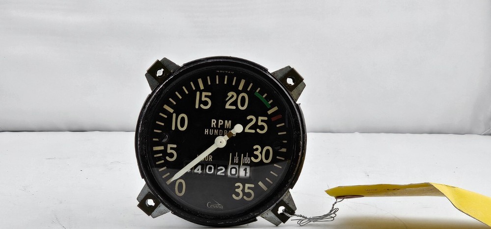 Cessna Tachometer Indicator