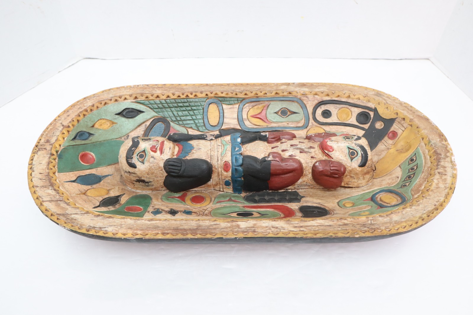 Vintage Northwest Coast Tlingit Carved Effigy Totem Bowl First Nations 19" Art