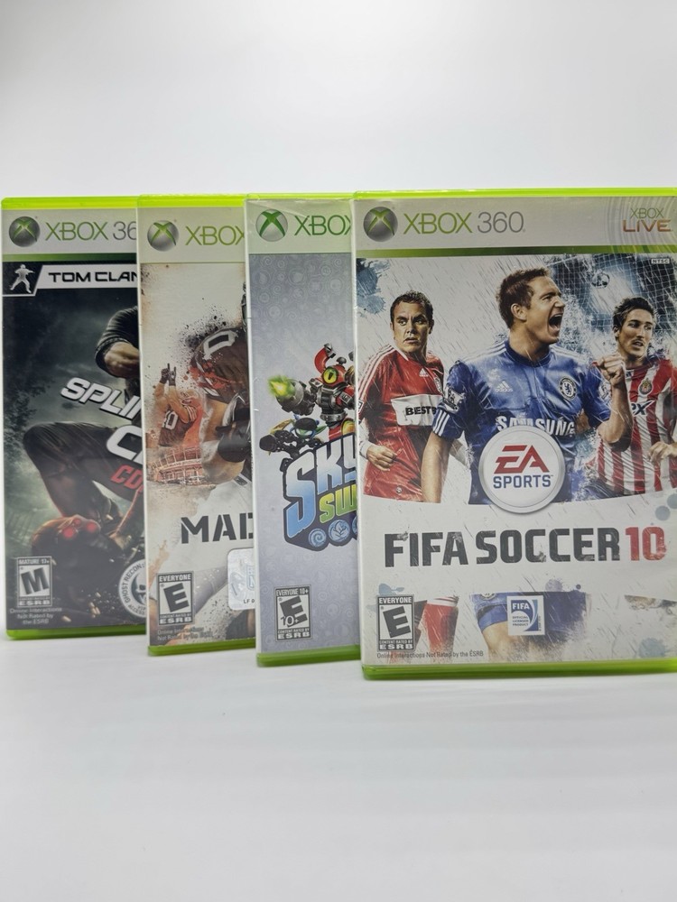 CIB Xbox 360 Slim 4GB CIB Bundle — Kinect 3 Controllers Mic Media Remote 4 Games