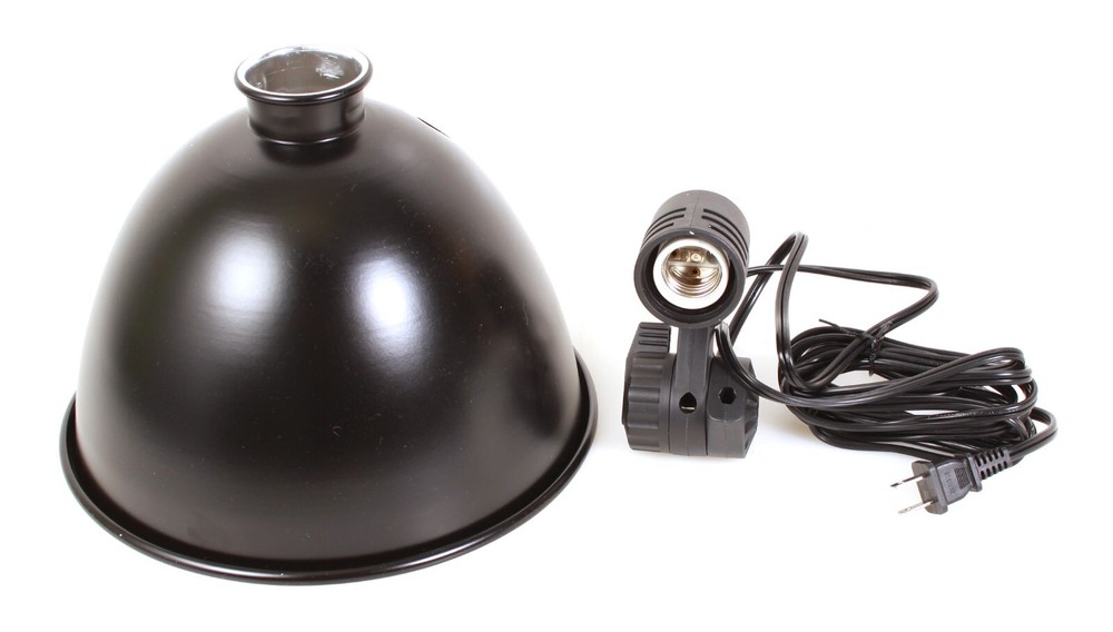 PROMASTER DELUXE REFLECTOR IN ORGINAL BOX