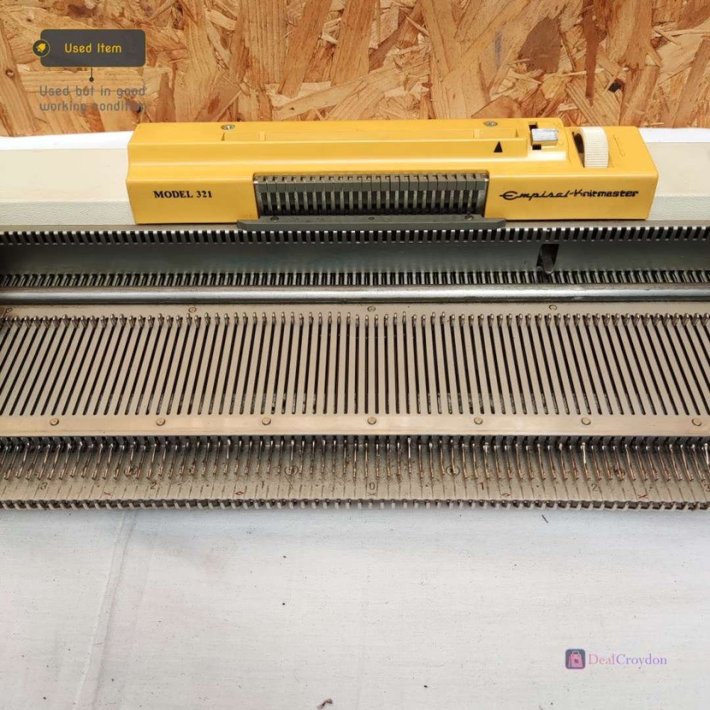EMPISAL-KNITMASTER 321 KNITTING MACHINE WITH ACCESSORIES