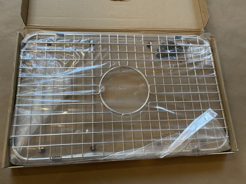 Sink Bottom Grid 21" x 13" Center Drain Corner Radius 2" Protector SVM2113C