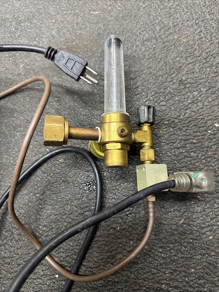 Titan Controls CO₂ Regulator - Compatible with Titan Controls CO₂ Controllers