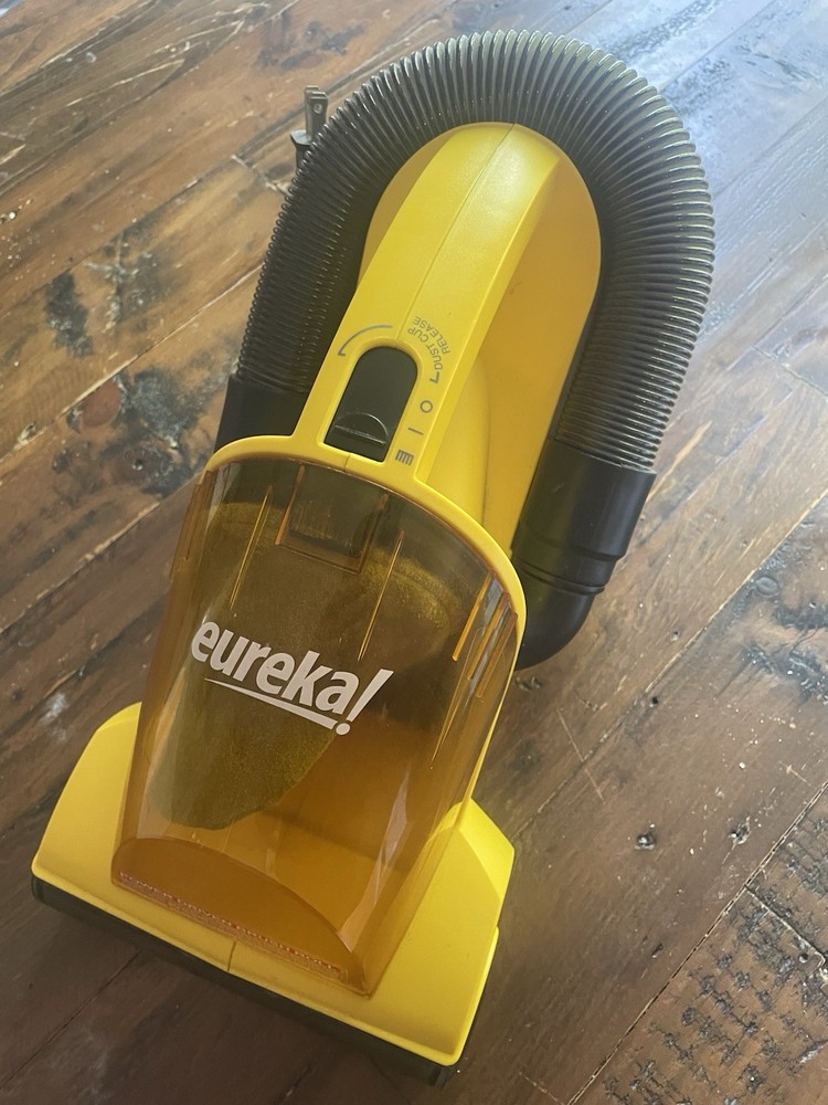 Eureka Model 71 EasyClean Yellow Handheld Vacuum Cleaner Tested EUC