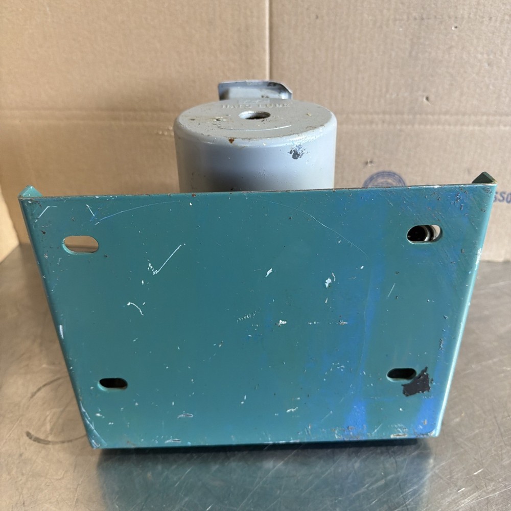 HALS LUBE PUMP Used Surplus