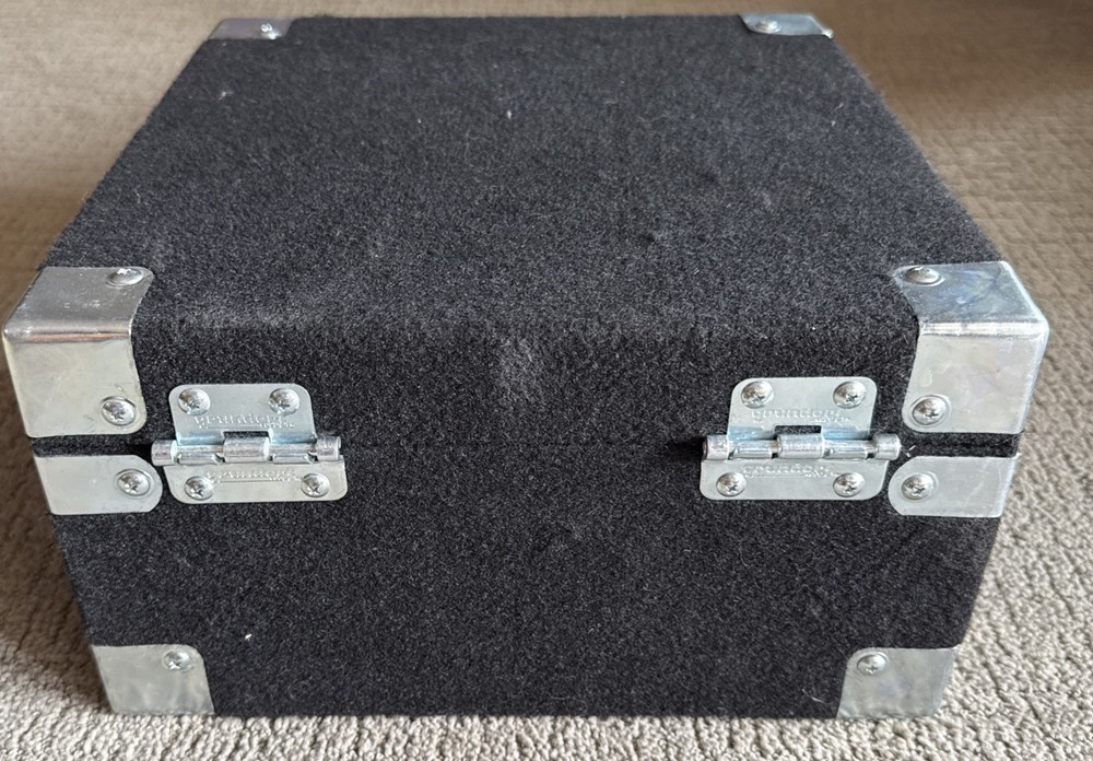 Grundorf CD Case DCV-112/BK Four Rows 2 Rows Compact Excellent Condition