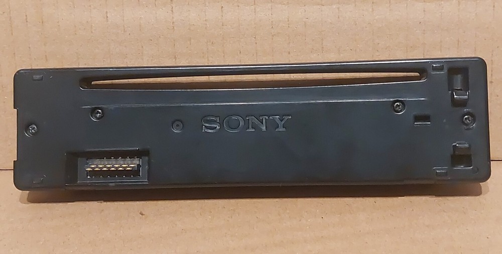 Sony CDX R3000 Faceplate