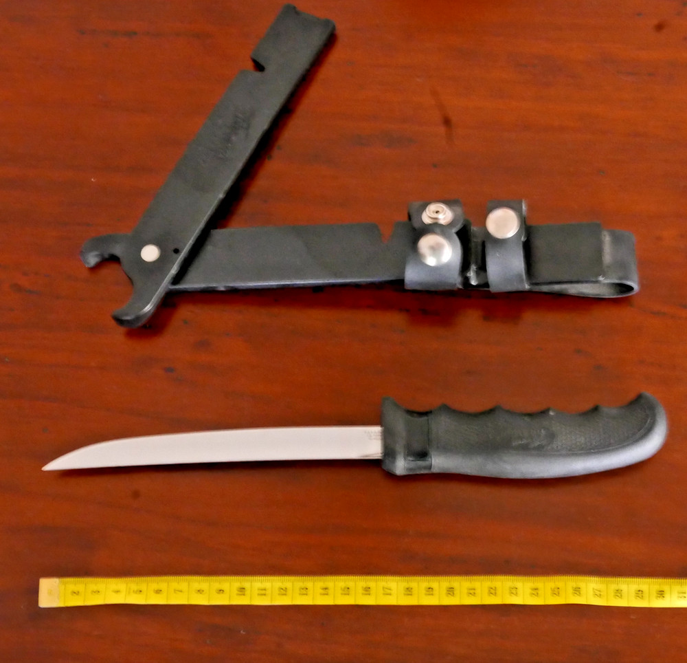 Cutco The Fisherman's Solution Knife