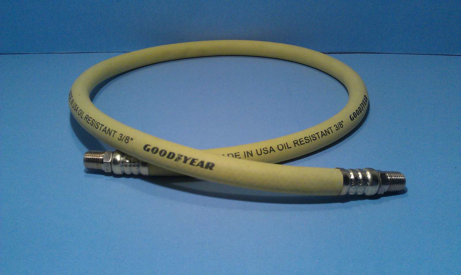Goodyear USA 3 Foot 3/8 Inch 250 PSI Oil Resistant Rubber Air Hose Pigtail Whip