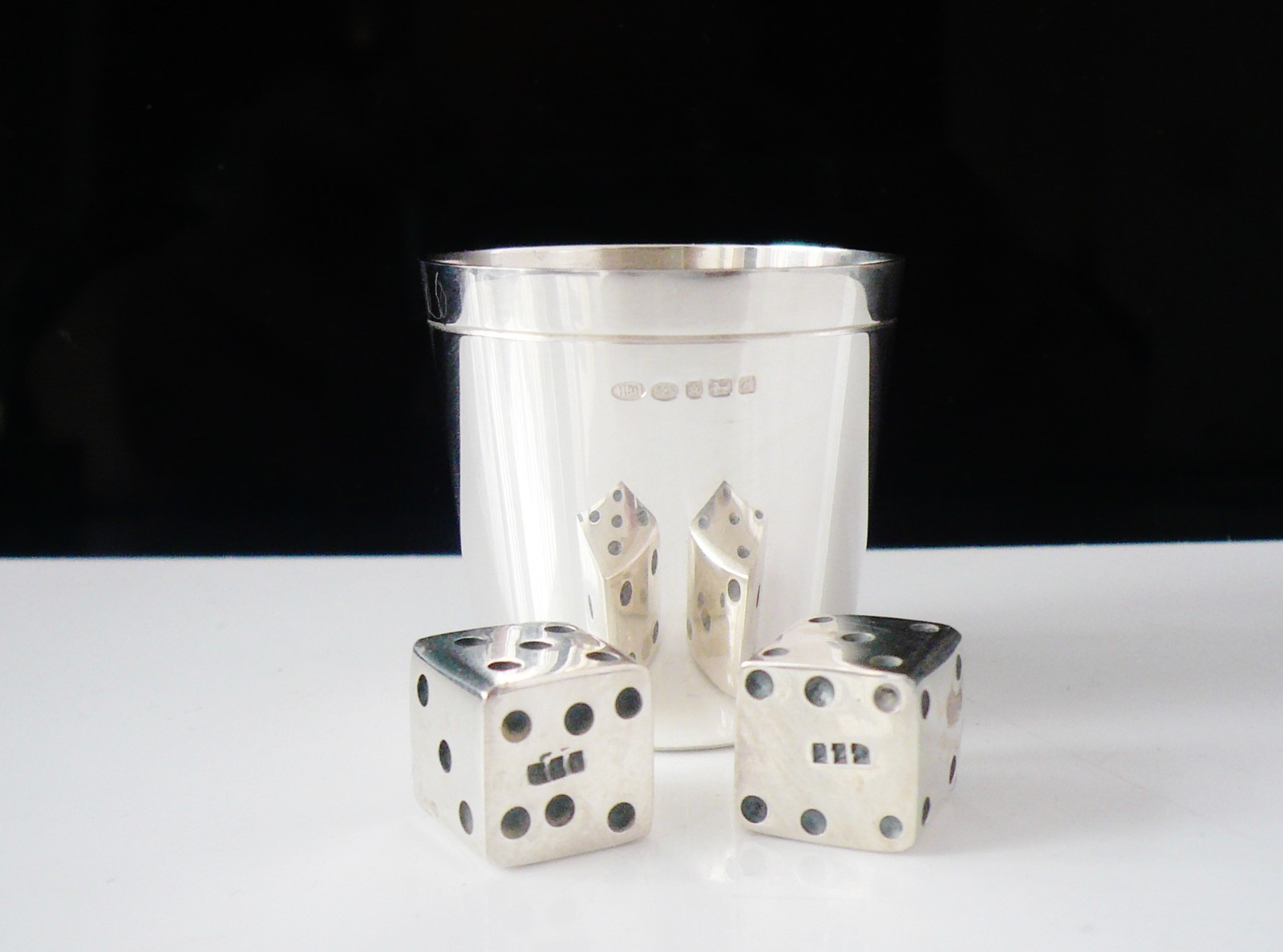 Cased Sterling Silver Dice Shaker Cup with Dice, Sheffield 2003