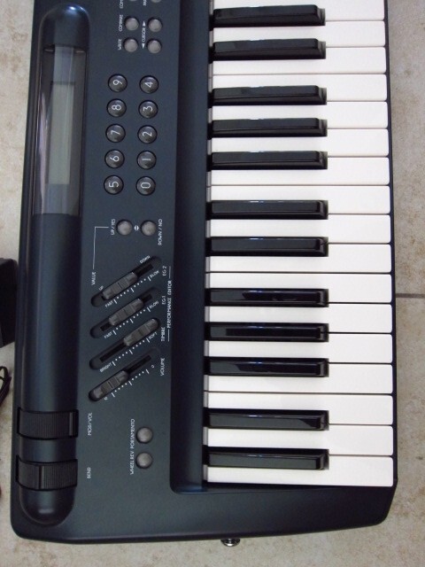 Korg 707 Performance Synthesizer