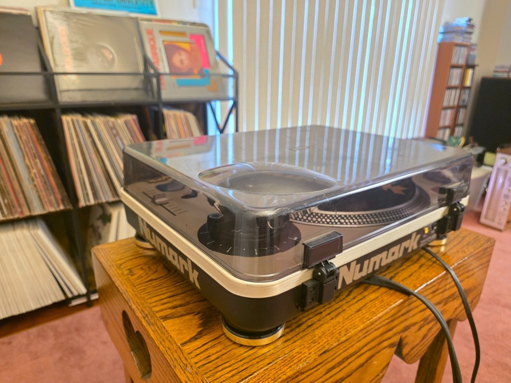 Numark Pro TT-1 Direct Drive Turntable ( Excellent Working Condition )