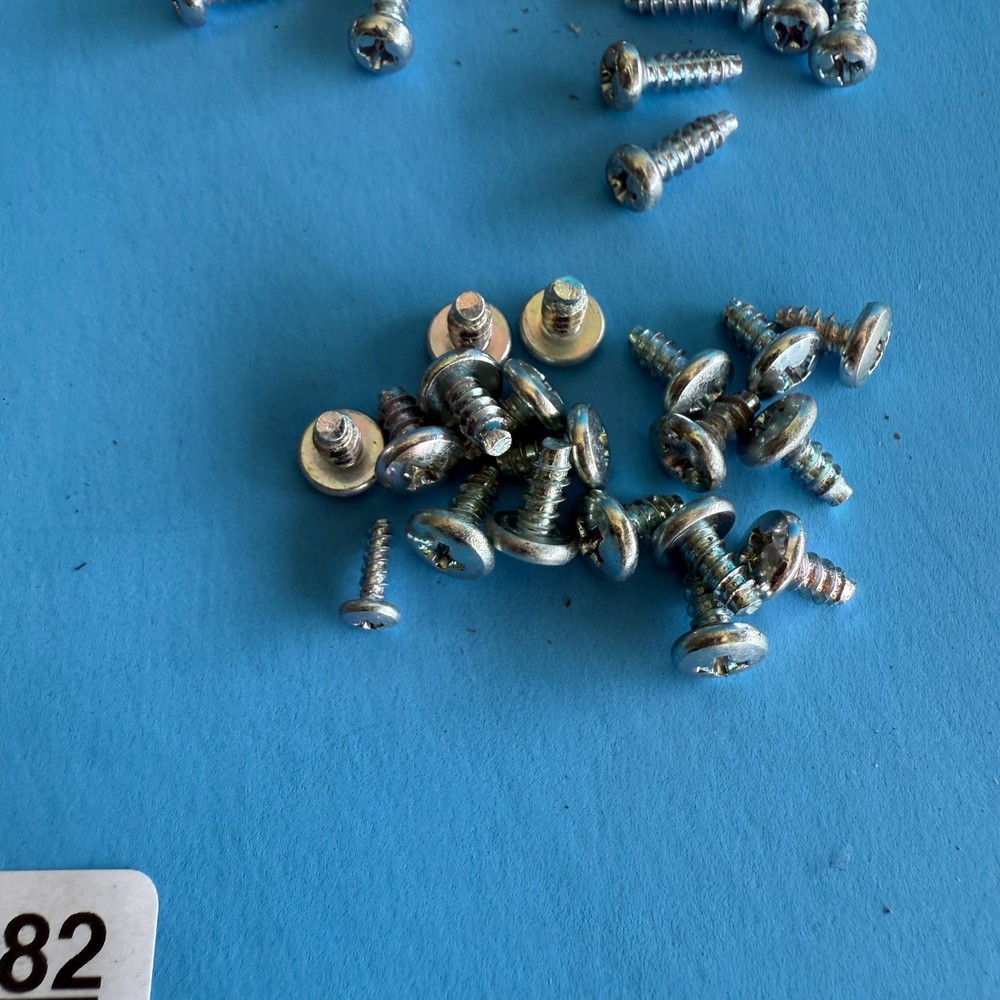CASIO WK-6500 Replacement Used Part: Random Body Frame Key Board Screws