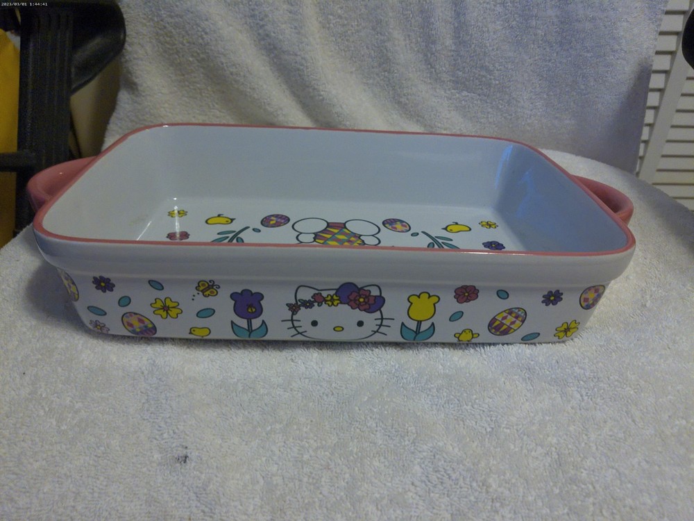 Hello Kitty Easter Butterfly Rectangular Baker & Square Baker New