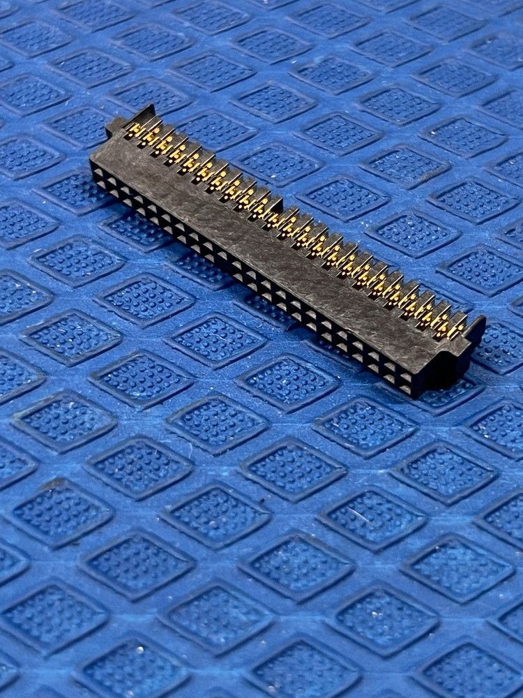 HP/Compaq DV1000 M2000 V2000 IDE HARD DRIVE CONNECTOR
