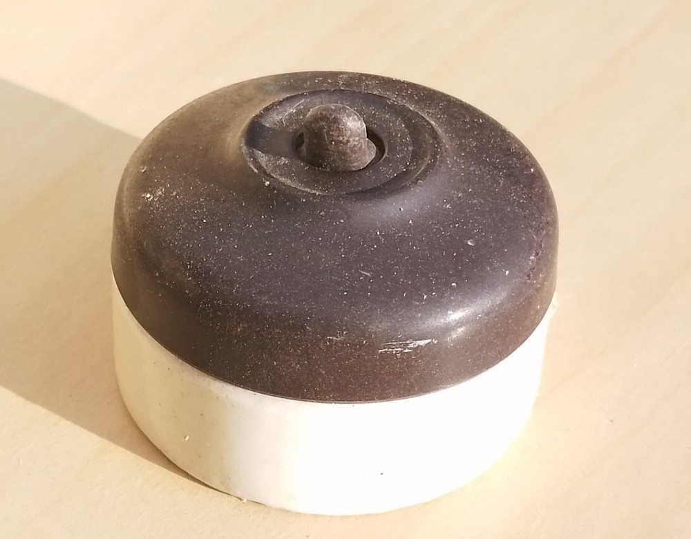 Vintage Old Antique Bakelite Ceramic Olde Lighting Light Switch