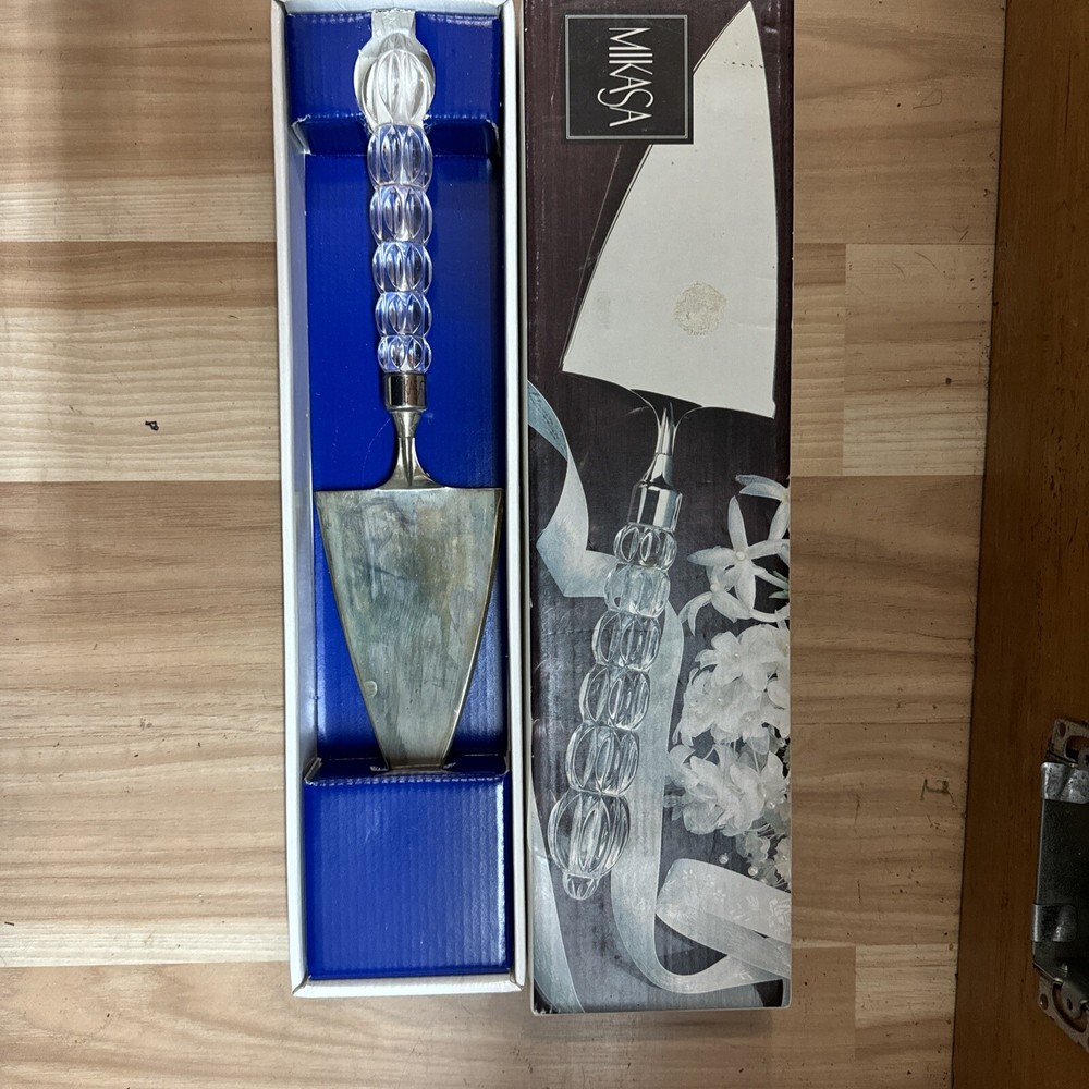 Mikasa Rousseau Silver Plated Cake Server Crystal Handle Austria