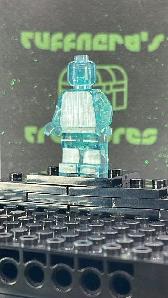 CUSTOM BLANK MOC TRANSPARENT LIGHT BLUE MINIFIG