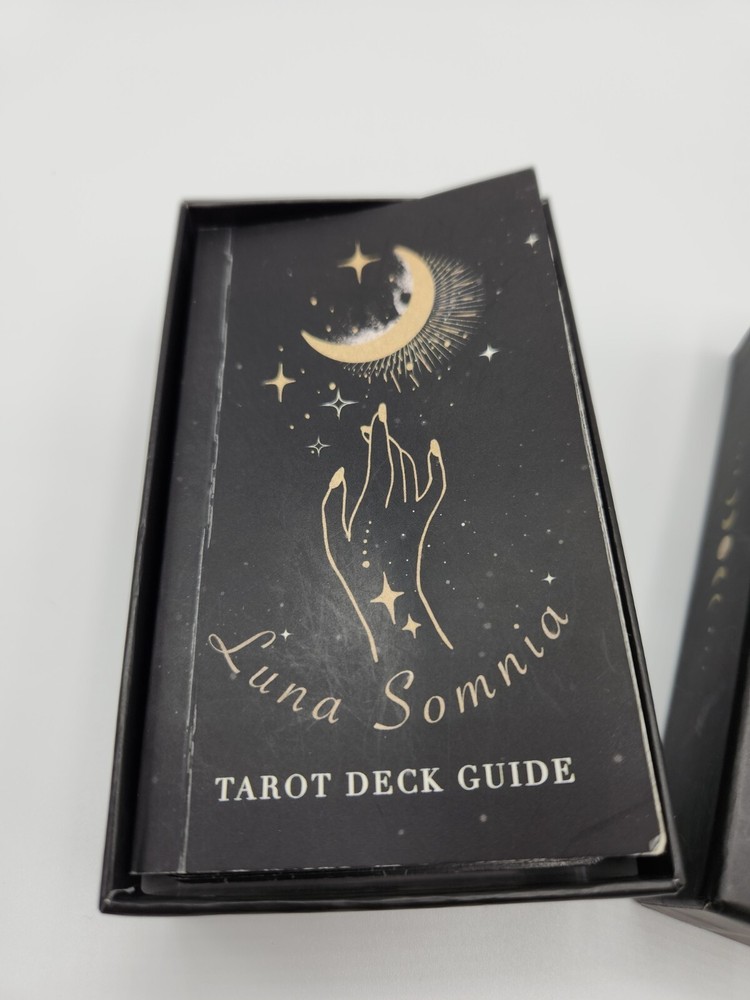 LUNA SOMNIA TAROT DECK & GUIDEBOOK