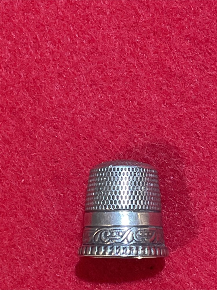 Nice Simons Bros. Sterling Thimble #9