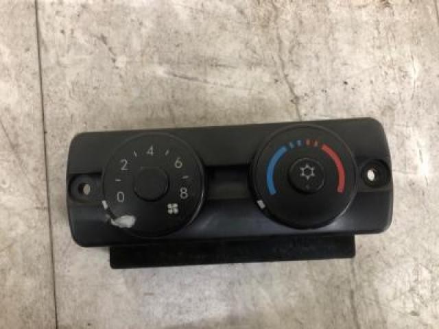 2008-2022 Freightliner CASCADIA Heater A/C Temperature Controls - Used