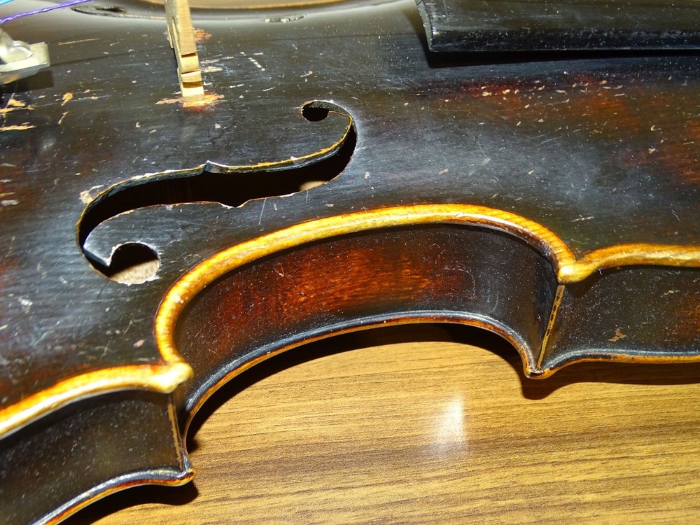 VIOLIN WITH LION HEAD - model STAINER (Nr. 097)
