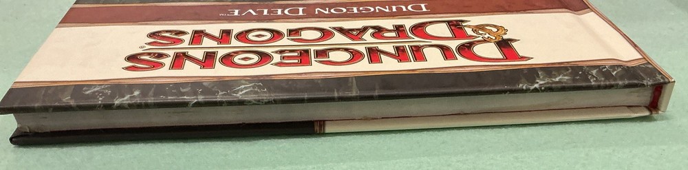 D&D Dungeon Delve Hard Cover