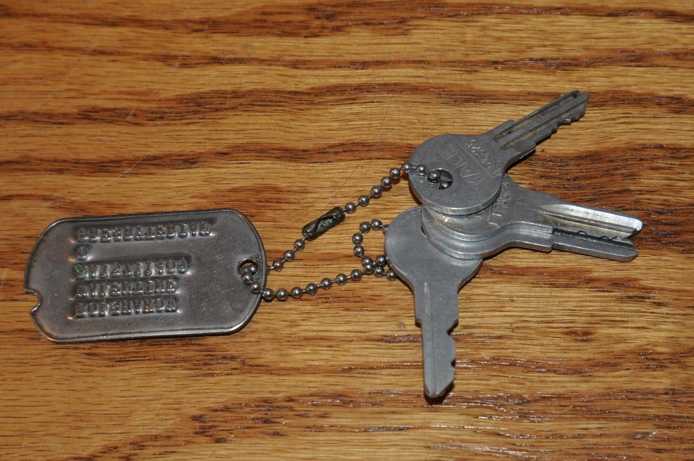 Vintage Antique US Military ID Dog Tag Bolshakov Valentine Pressbitian With Keys