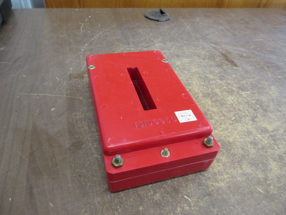 Eaton Current Sensor 151D995G16 1600A Used