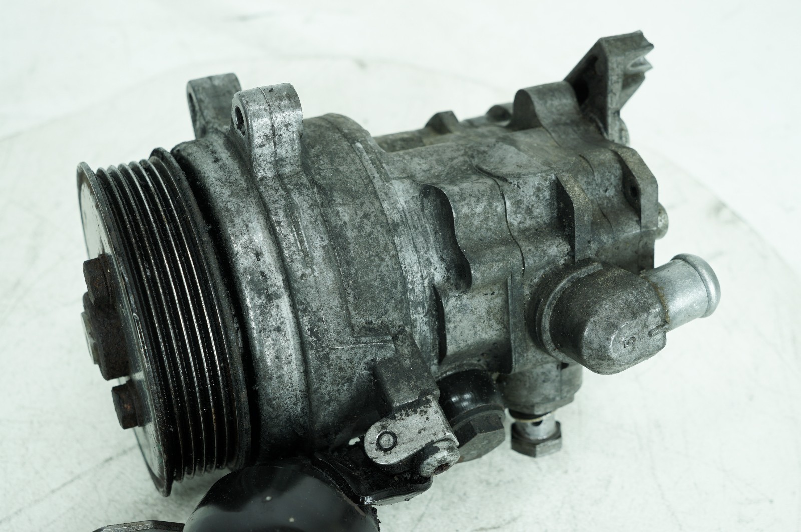 02-06 BMW 745LI 645CI 545I OEM 4.4L Dynamic Power Steering Control Pump 5078