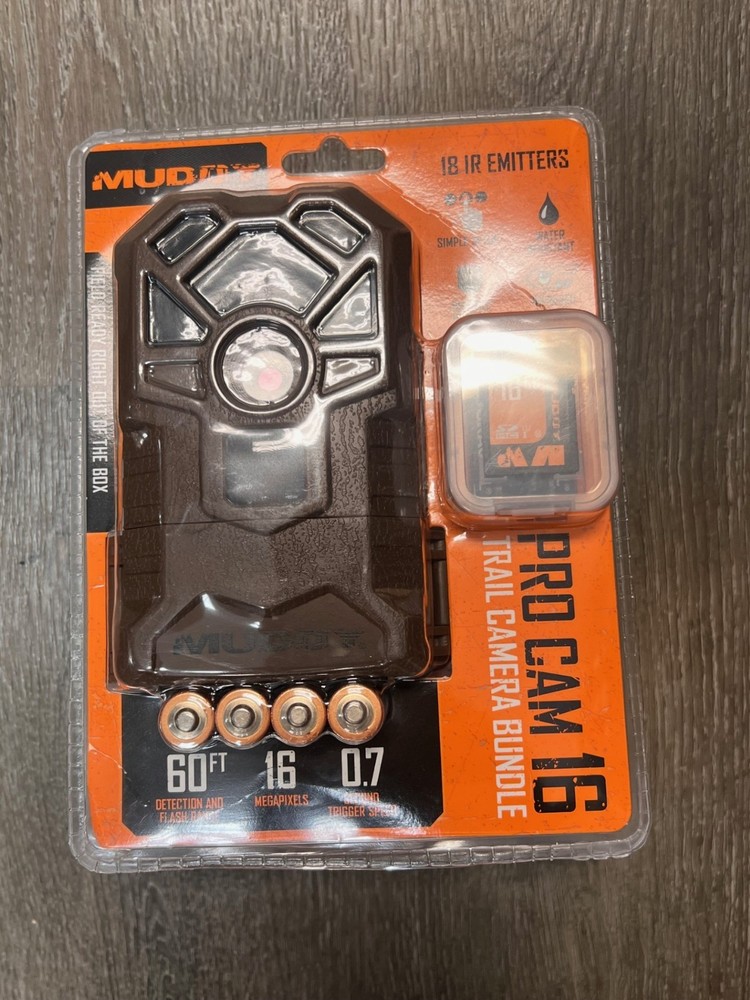 MUDDY Pro Cam 16 Trail Camera Bundle