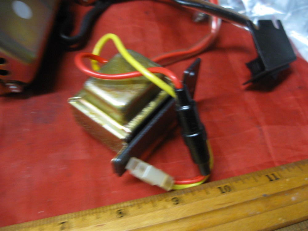 SINGER 14U34 Serger Sewing Machine Motor Light Socket On/Off Switch YM-40
